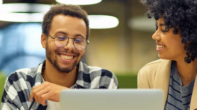 peer-to-peer-recognition-programs-drive-roi